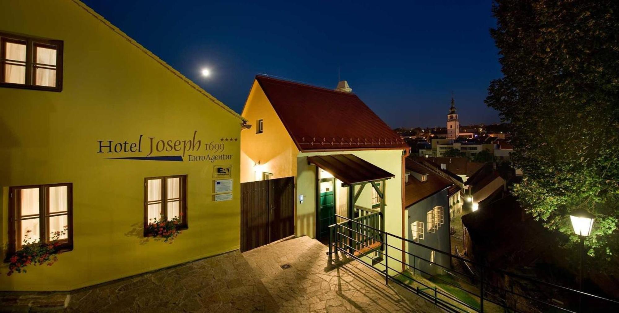 Hotel Joseph 1699 Třebíč エクステリア 写真